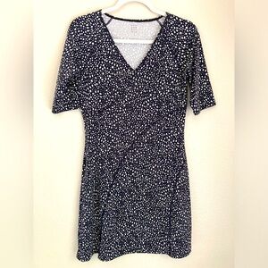 Title Nine Dress Small Short Sleeve Black Dot Women knee length Athletic Wear